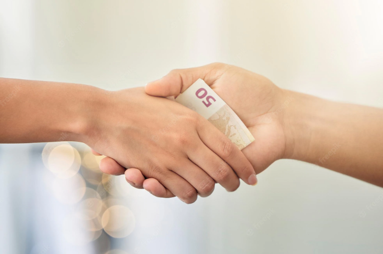 Is Bribing Your Child to get good grades a Good Idea?