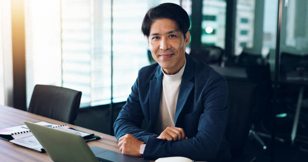 Senior Research Architect