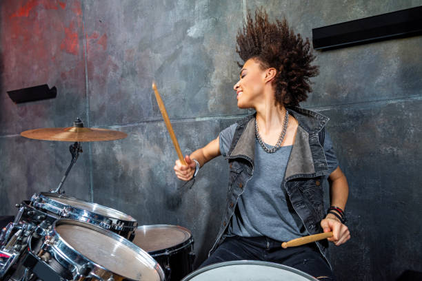 Independent Musical-Instrument Player