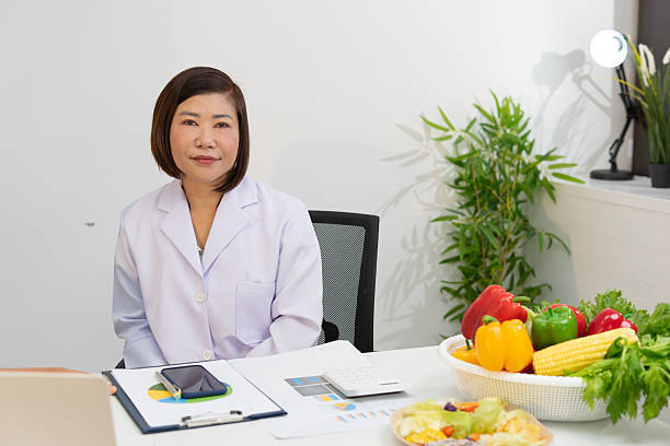 Clinical Nutrition Consultant/Professor