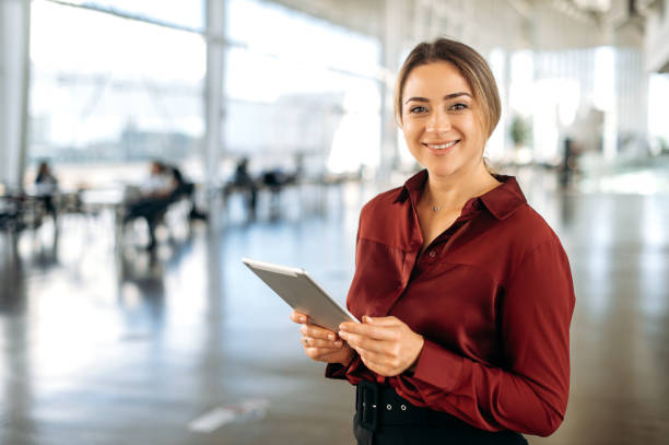 Educational Consultant (Entry to Mid-Level)